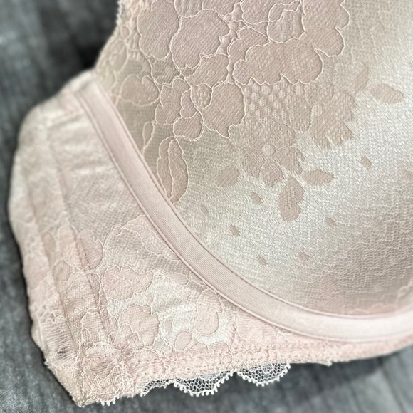 Torrid Bombshell Pink Lace Strapless Push-Up Bra [001] - Picture 5 of 12